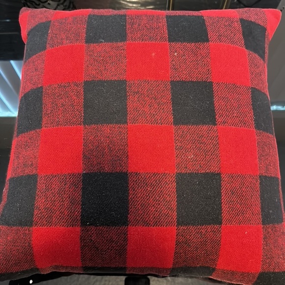 Pair of Vintage red black plaid wool pillows feathers set of two - Picture 2 of 7